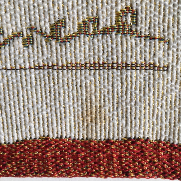 Tapestry Christmas table runner. - Picture 9 of 16